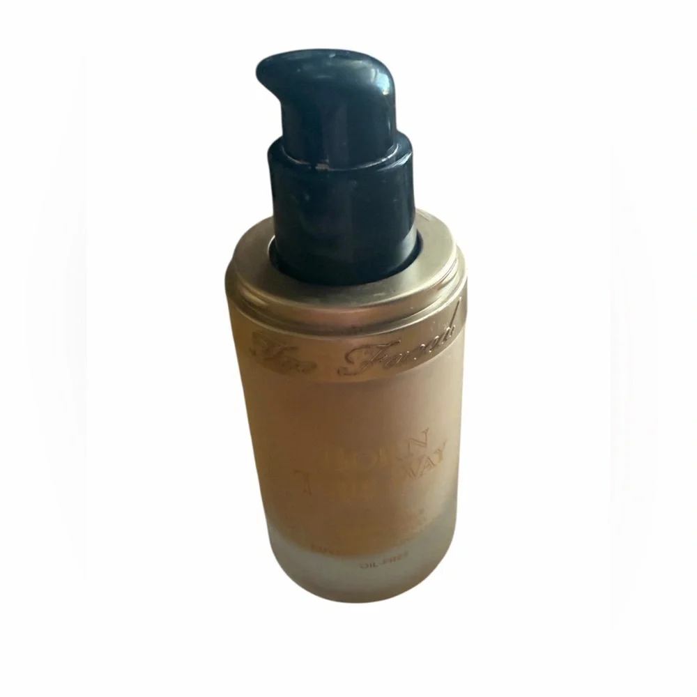 Too Faced Born This Way “SWAN” Undetectable Medium To Full Coverage Foundation